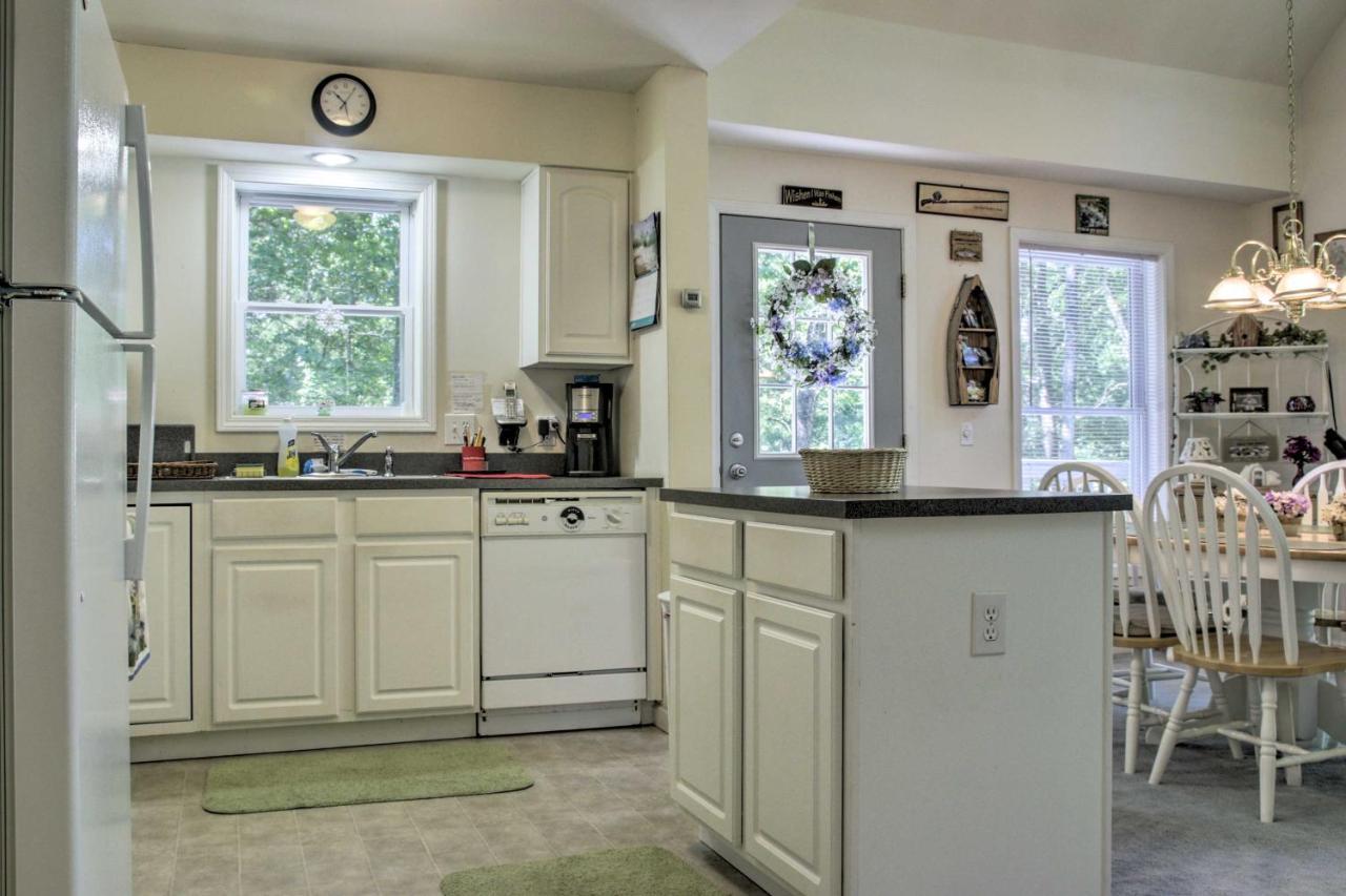 Spacious Home With Deck, Grill And Delaware River View Callicoon Exterior photo