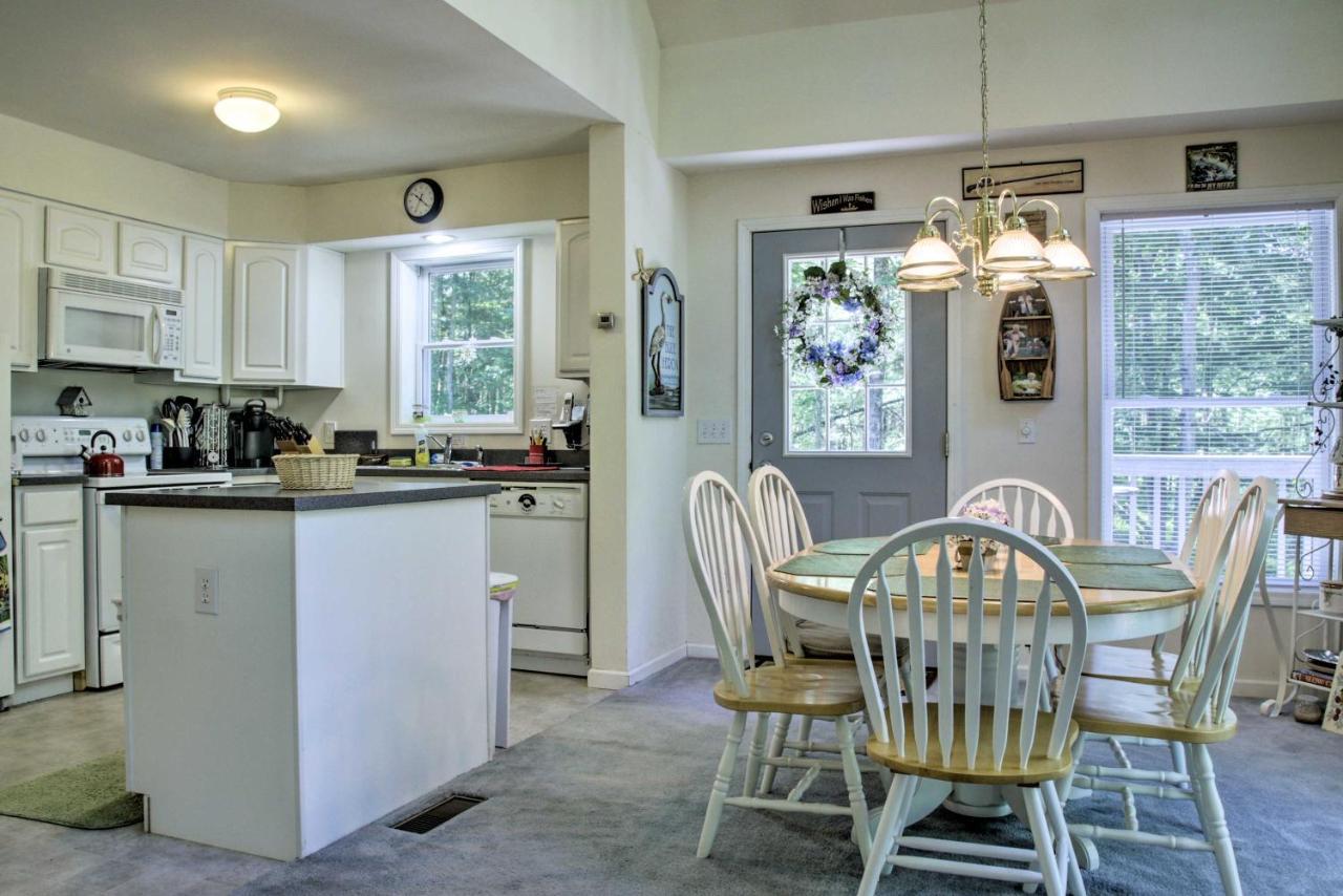 Spacious Home With Deck, Grill And Delaware River View Callicoon Exterior photo
